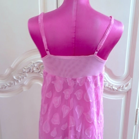 Victoria’s Secret Vintage Pink Hearts Gown Miracle Underwire/Push-up Bra Front - Picture 5 of 10